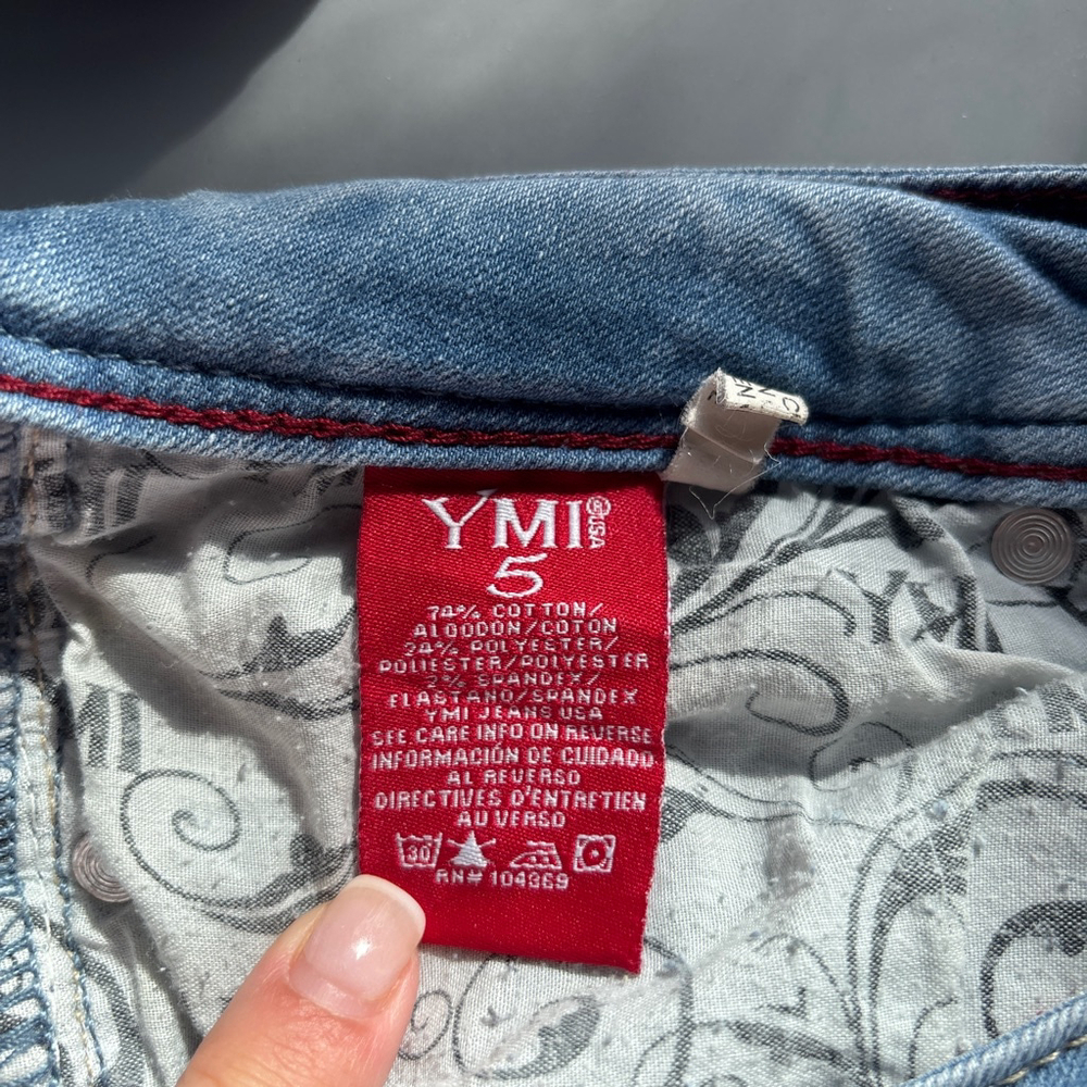 EUC YMI Wanna Betta Butt? Blue Jeans - Size 5 - Picture 7 of 9